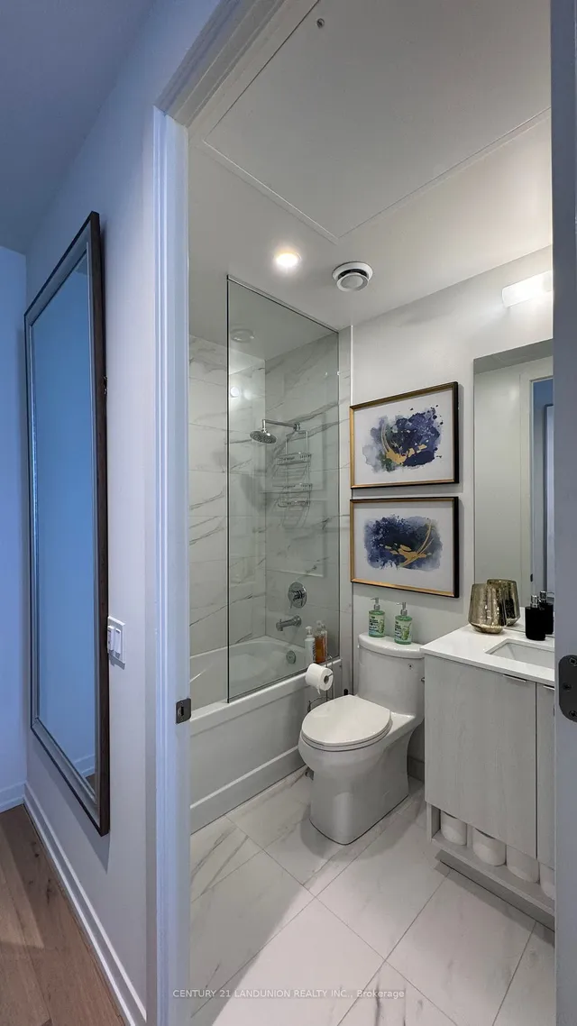 Additional image 12 of 138 Downes St Unit PH206