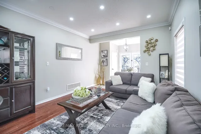 Additional image 7 of 102 Commodore Dr