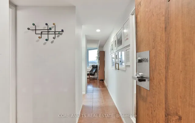 Additional image 2 of 705 King St Unit 1906