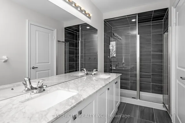 Additional image 27 of 30 Queenpost Dr