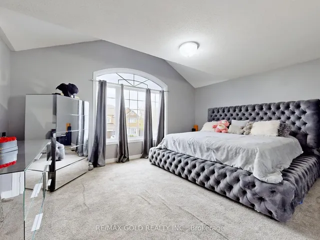 Additional image 22 of 64 Prue Crt