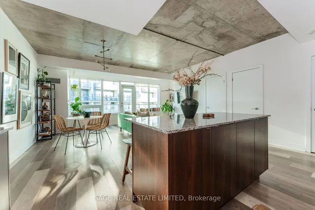 Additional image 13 of 55 East Liberty St Unit 1906