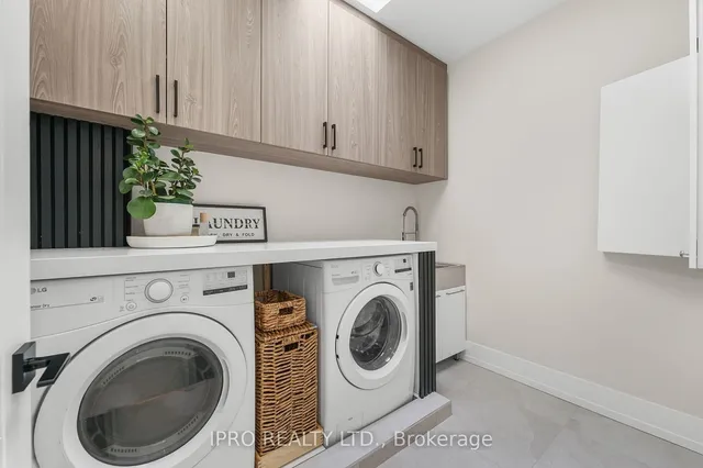 Additional image 32 of 262 Senlac Rd