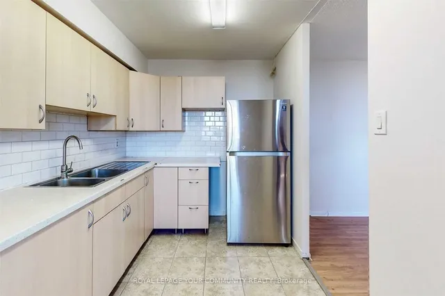 Additional image 12 of 100 Dundalk Dr Unit 710