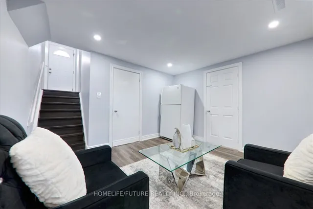 Additional image 27 of 43 Tamarisk Dr