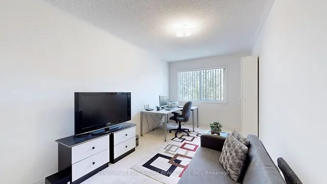 Additional image 23 of 83 Mondeo Dr Unit 150