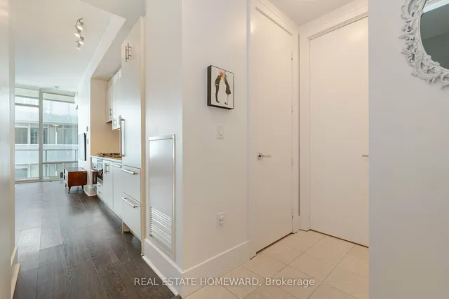 Additional image 26 of 29 Queens Quay Unit 902