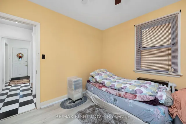 Additional image 28 of 349 Kipling Ave