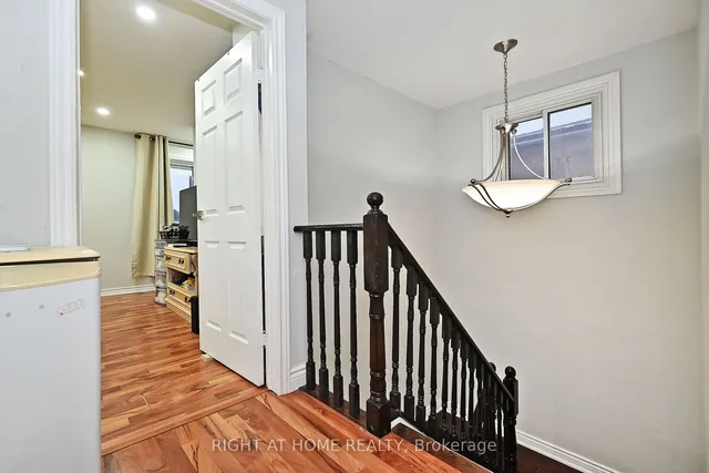 Additional image 33 of 32 Barrington Cres