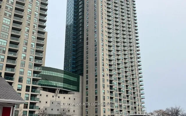 99 Harbour Sq Unit 1211