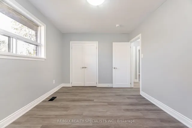 Additional image 14 of 18 Sanford Cres