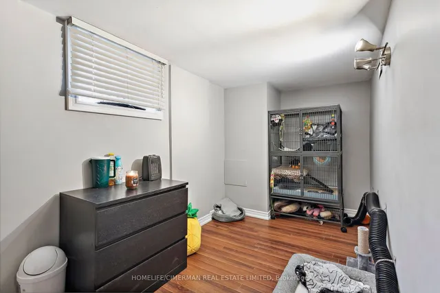 Additional image 35 of 660 Crawford St