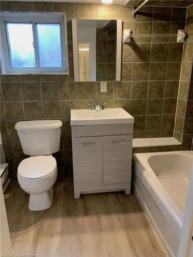 Additional image 25 of 135 Hope St