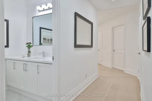 Additional image 31 of 342 Spadina Rd Unit 103