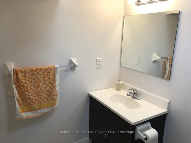 Additional image 14 of 78 McMullen Cres