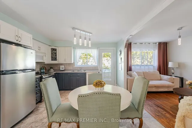 Additional image 12 of 164 Avondale Blvd