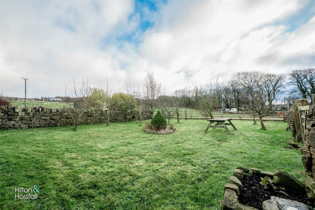 Additional image 42 of Barnmeadow House, Southfield, Burnley