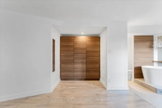 Additional image 22 of 284 Mill Rd Unit A25