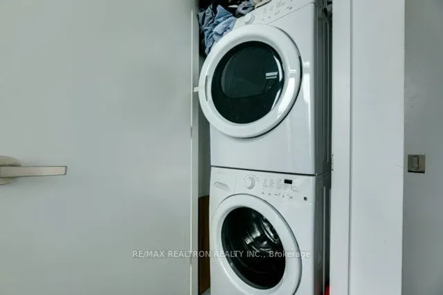 Additional image 11 of 125 PETER St Unit 3610