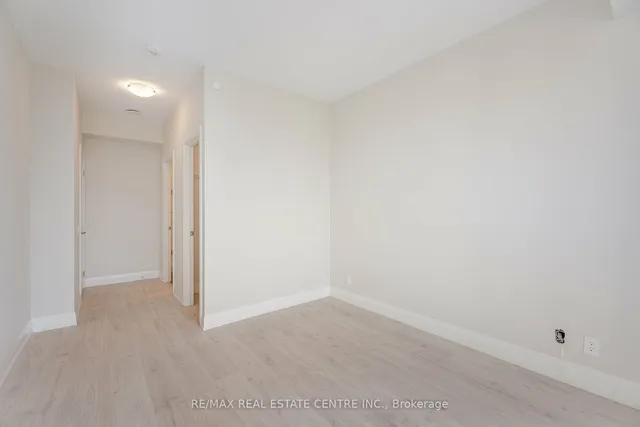 Additional image 17 of 15 Lynch St Unit 2101