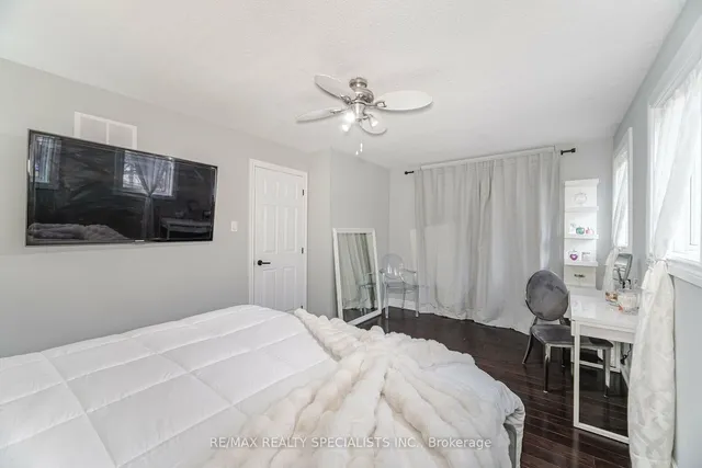 Additional image 20 of 62 Berkshire Sq