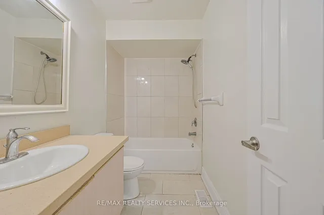 Additional image 32 of 80 Winners Circ