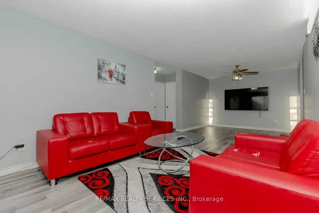 Additional image 12 of 8 Lisa St Unit 1204