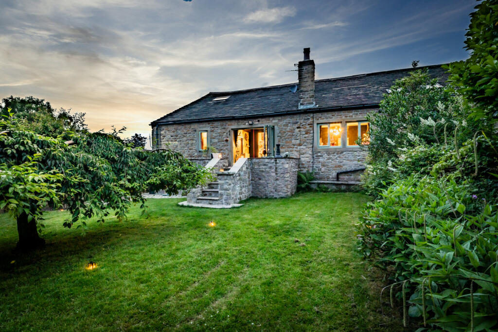 Additional image 27 of Cuckstool Lane, Fence, BB12