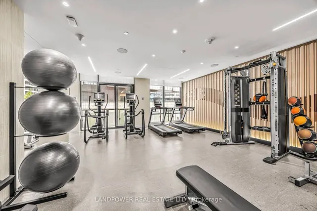 Additional image 22 of 480 Front St Unit 806