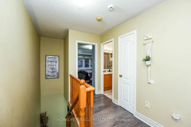 Additional image 20 of 94 Saintsbury Cres