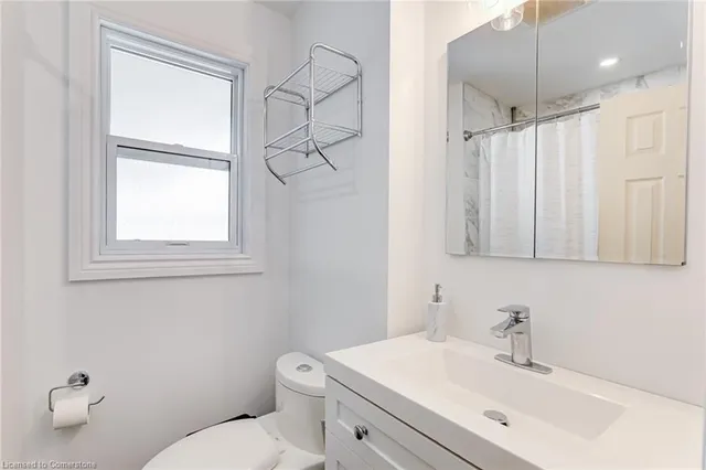 Additional image 30 of 108 Corby Cres