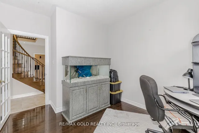 Additional image 10 of 71 Crocker Dr