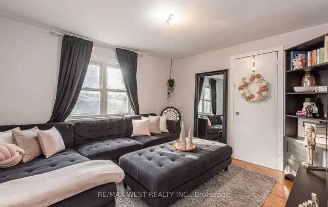 Additional image 22 of 66 McMurchy Ave