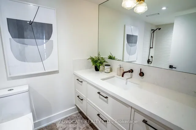 Additional image 28 of 1166 Bay St Unit 1105