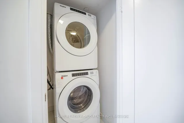 Additional image 23 of 225 Village Green Sq Unit 1306