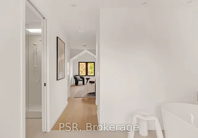 Additional image 23 of 52 Alberta Ave