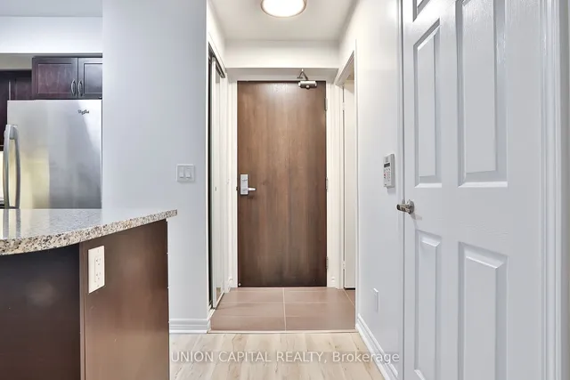 Additional image 10 of 19 Grand Trunk Cres Unit 1603