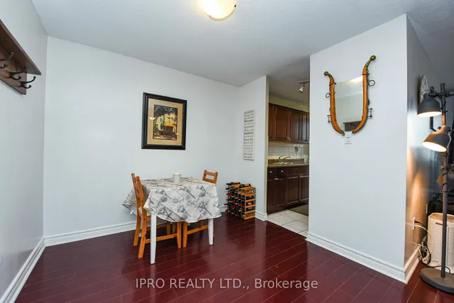 Additional image 16 of 21 Knightsbridge Rd Unit 705