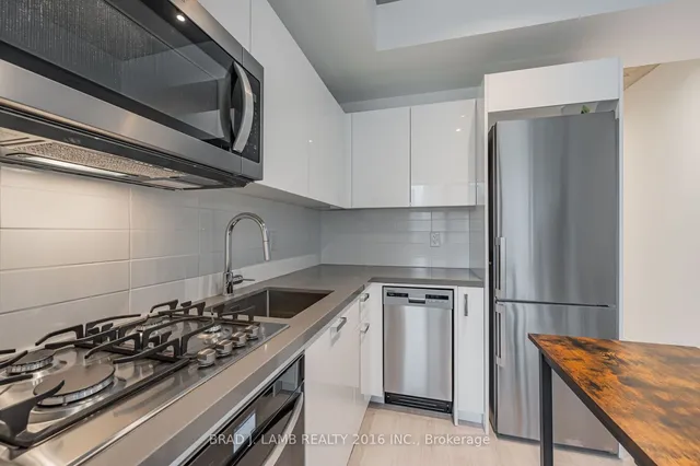 Additional image 6 of 195 McCaul St Unit 909