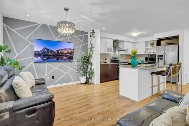 Additional image 21 of 5 Francesco St