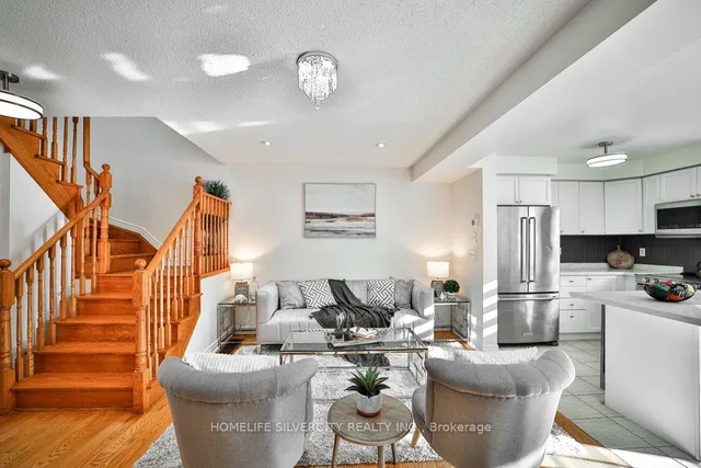 Additional image 11 of 55 Samantha Cres