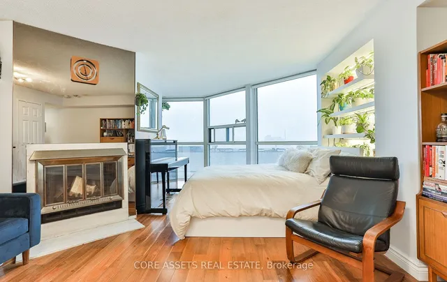 Additional image 18 of 705 King St Unit 1906