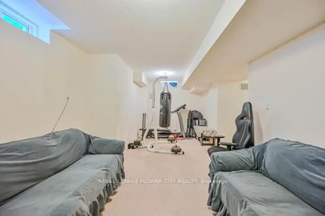 Additional image 34 of 269 Brussels Ave