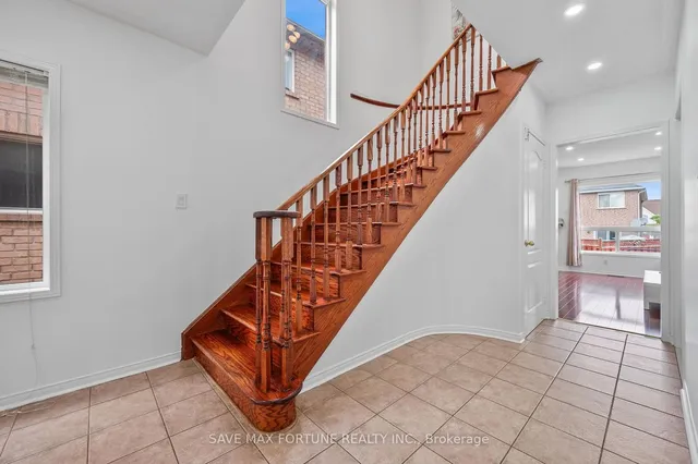 Additional image 10 of 29 Binder Twine Tr