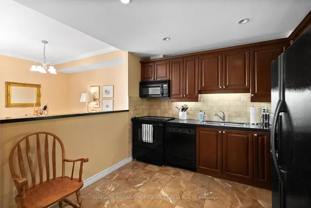 Additional image 16 of 2662 Bloor St Unit 403