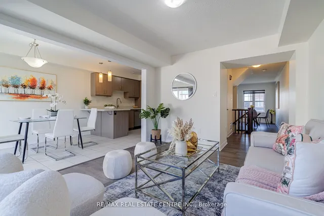 Additional image 22 of 4 Metro Cres