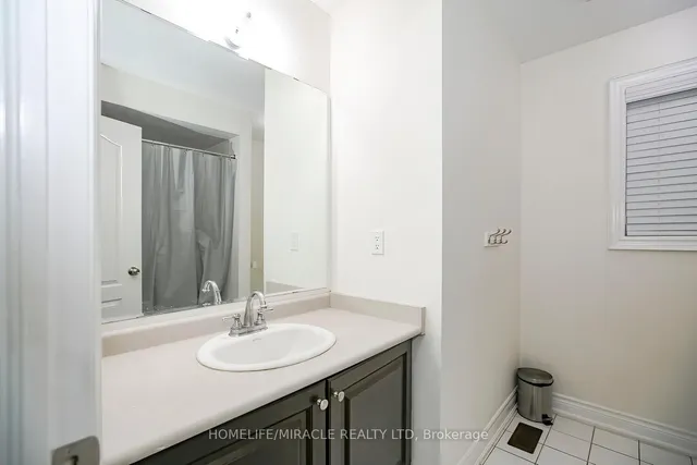 Additional image 21 of 31 Saint Dennis Rd