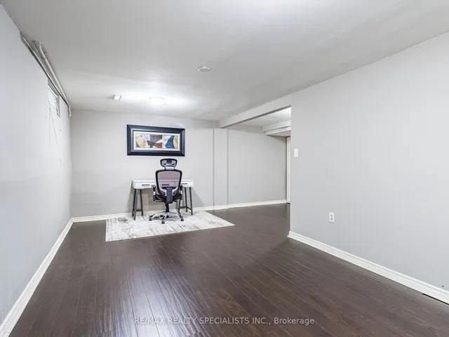 Additional image 37 of 399 Vodden St Unit 70