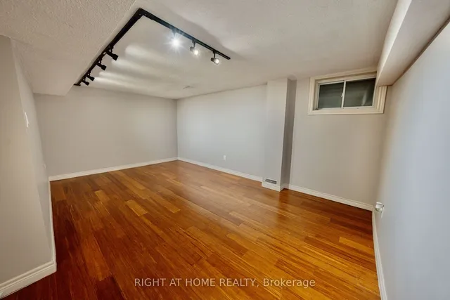 Additional image 33 of 43 Wild Ginger Way