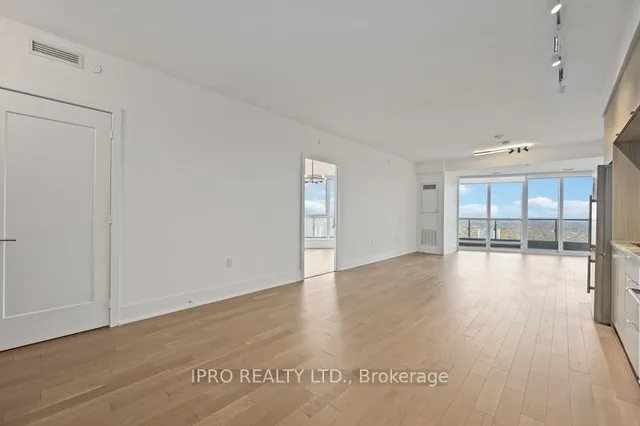 Additional image 10 of 585 Bloor St Unit 4218